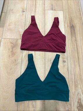 Lululemon Align V-Neck Bra *Light Support, A/B Cup - set of 2